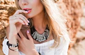 Scandivv Review: Does This Scandi-Girl Jewelry & Fashion Brand Justify the Premium?